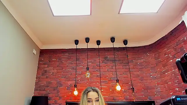 ChristynaRoss - SQUIRT SHOW