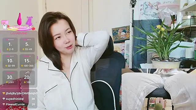 Sallycui - 裸体风一圈
