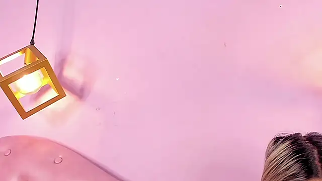 Kimmiebellarie - Hi 🔥