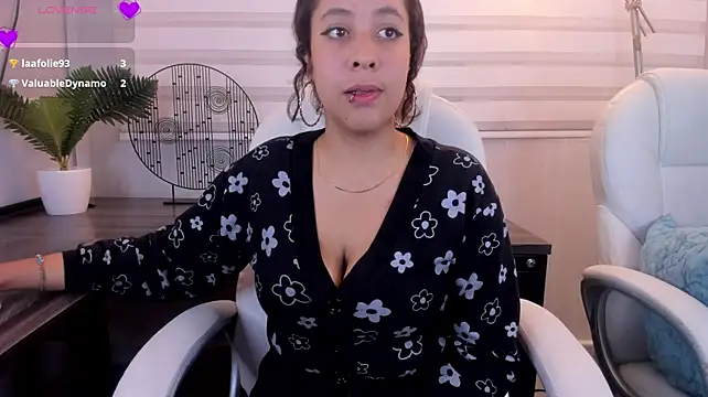 Mel_morenaa - 🥉TRIO : Blowjob, oilboobs , TittyFuck