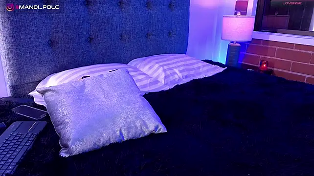 Mandi4pole_ - make wet + orgasmmm