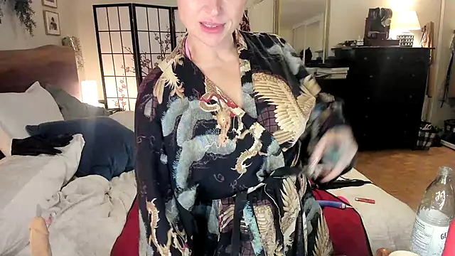 AlwaysAffirming - Squirt