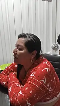 Brenda_Berck_ - open ass and smell finger