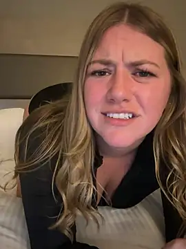 Allyanalangell - cum show
