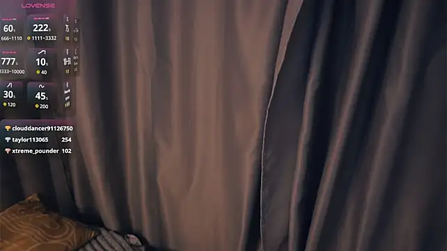 LomaWaid - make my tits bounce 💕