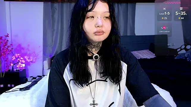 Lein_Bone - fingering ass