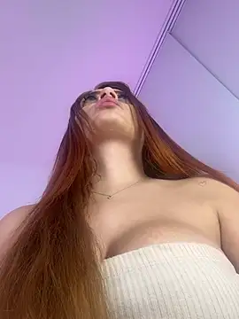 Ely-liones - big squirt in your face