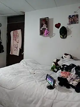 Queen_Ashly - Control toy + fuck dildo🔥