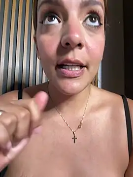 Ambarsexbutler - TSUNAMI SQUIRT + 4 FINGER IN MY PUSSY