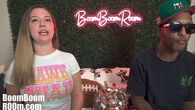 Boomboomr00m - Pussy Play 🌸 LT Chooses Pink Toy(s)