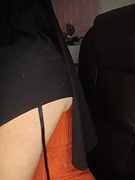 Zahra_Jalid - suck fingers 💦