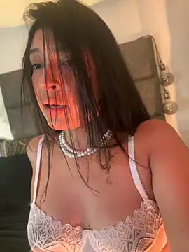 Lexie_Beaumont - caress my buttocks with cream 🥵