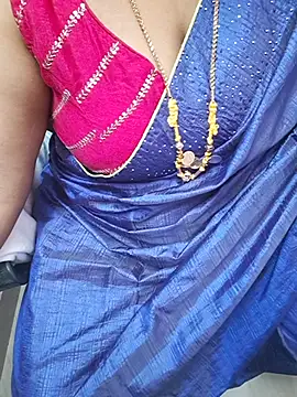 Tamil_Ammani - Boobs show😜😜😝🥰🔥🔥🔥