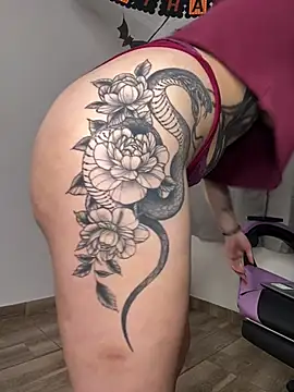 Kaoticblue_ - Show pretty asshole and pussy 💙