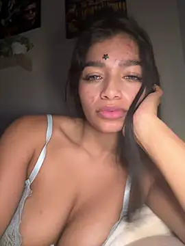 AgathaGeorgiou - Oil body and sexy dance
