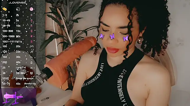 Queen_Deepthroat - Oil boobs 🍒