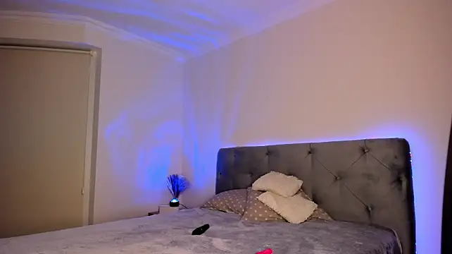 BellaStarr_ - make my legs shakeeeee