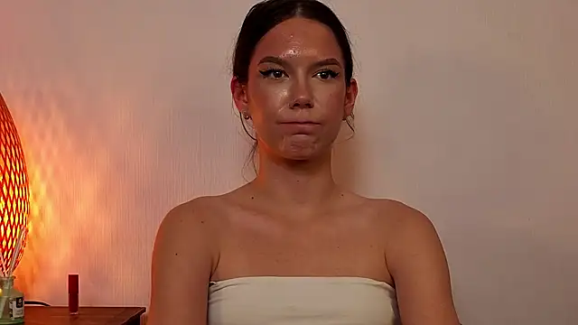 MarcellaAveado - lick my lips