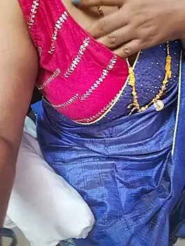 Tamil_Ammani - Boobs show😜😜😝🥰🔥🔥🔥