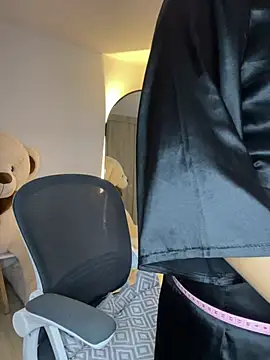 MiaGlowVelvet - Deep throat, spit, tits