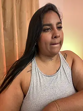 Liith - suck on my sweet tits