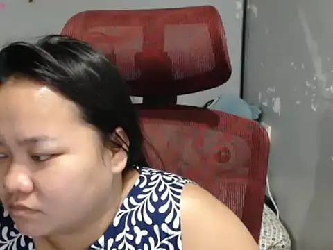 BubbleButtPinay