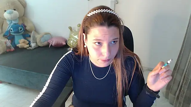 Alexia_87 - nakede lovense control 5 minute
