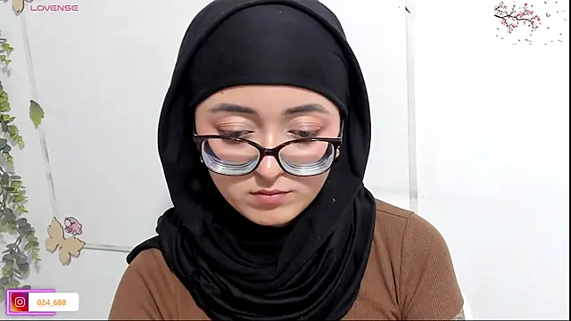 Aysel_elid - My pussy is dripping all over your face.