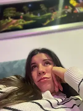 VelvettDoll- - show tits