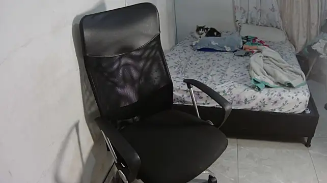 SAT--SU_U - anal big dildo