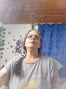 Katrinna_ - naked + toy control for 2 minutes