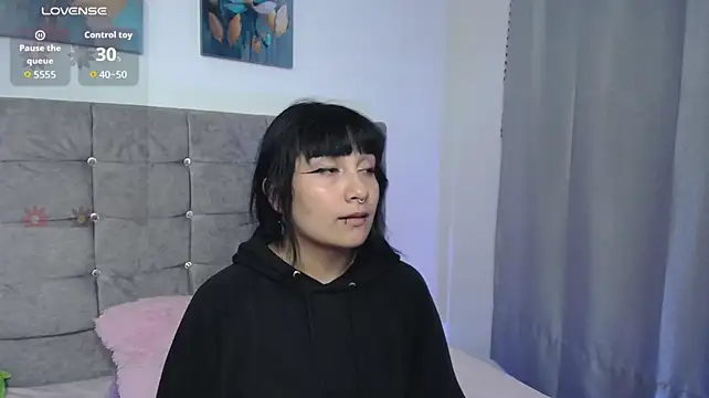 Chole_lux - spank ass x5