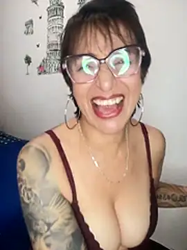 Missrouge_tattoo - bounce tits