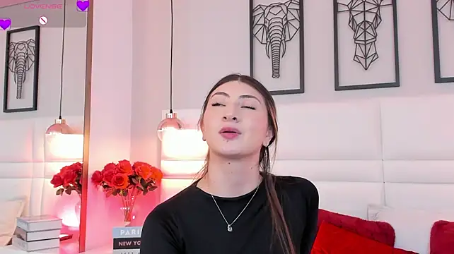 Alanna_Valmont - Fuck me with all your might.😈