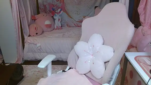 MistyMystic - Creamy cum with fingers at goal
