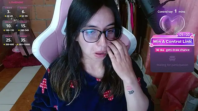 Maggie_Fox3 - SHOW CUM