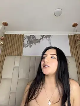 Emily_Trujillo - squirt in your face