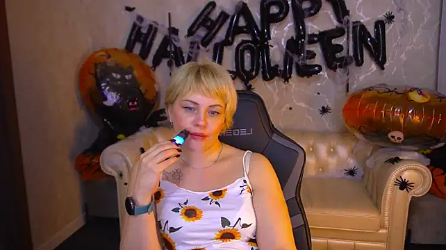AmaraNights - Anal show