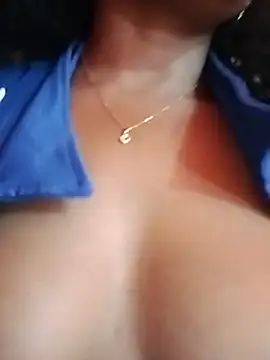 PaoL22 - oil in the pussy and massage on the clit