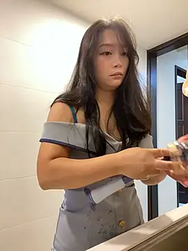 Wt0314 - 换情趣衣服全身抹精油