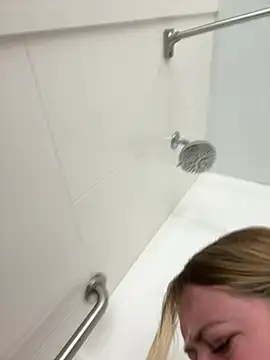 Allyanalangell - cum show