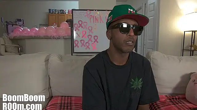 Boomboomr00m - Pussy Play 🌸 LT Chooses Pink Toy(s)