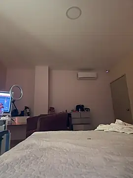 MiaAdams21