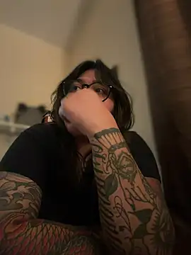 Miacanela_xo - get this kitty wet 💋