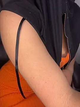 Zahra_Jalid - show your butt