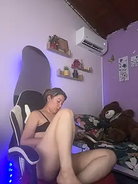 Luna_desiree - jam on my nipples
