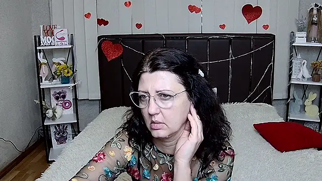 RoseHille - take care of me and make me happy