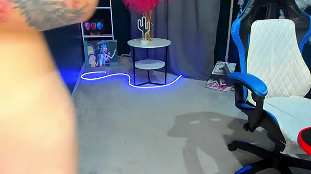 Irma_s - show boobs and show pussy 1 min