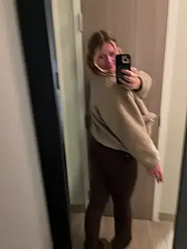 Allyanalangell - cum show