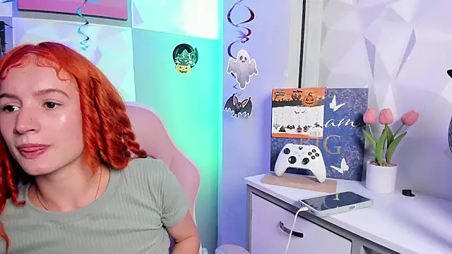 AdelaineBest - Spank Ass x4
